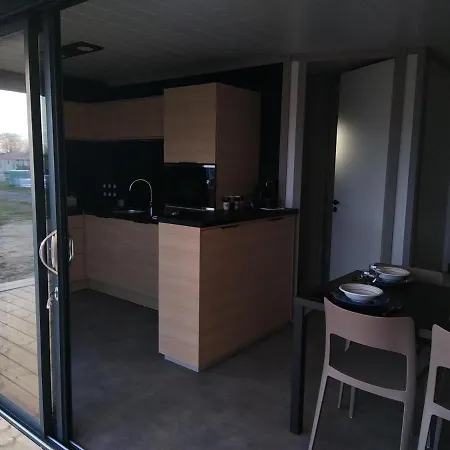 Joli Chalet A Chez Emeline Et Damien * Saubrigues